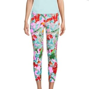 No Boundaries Tropical Cropped Leggings